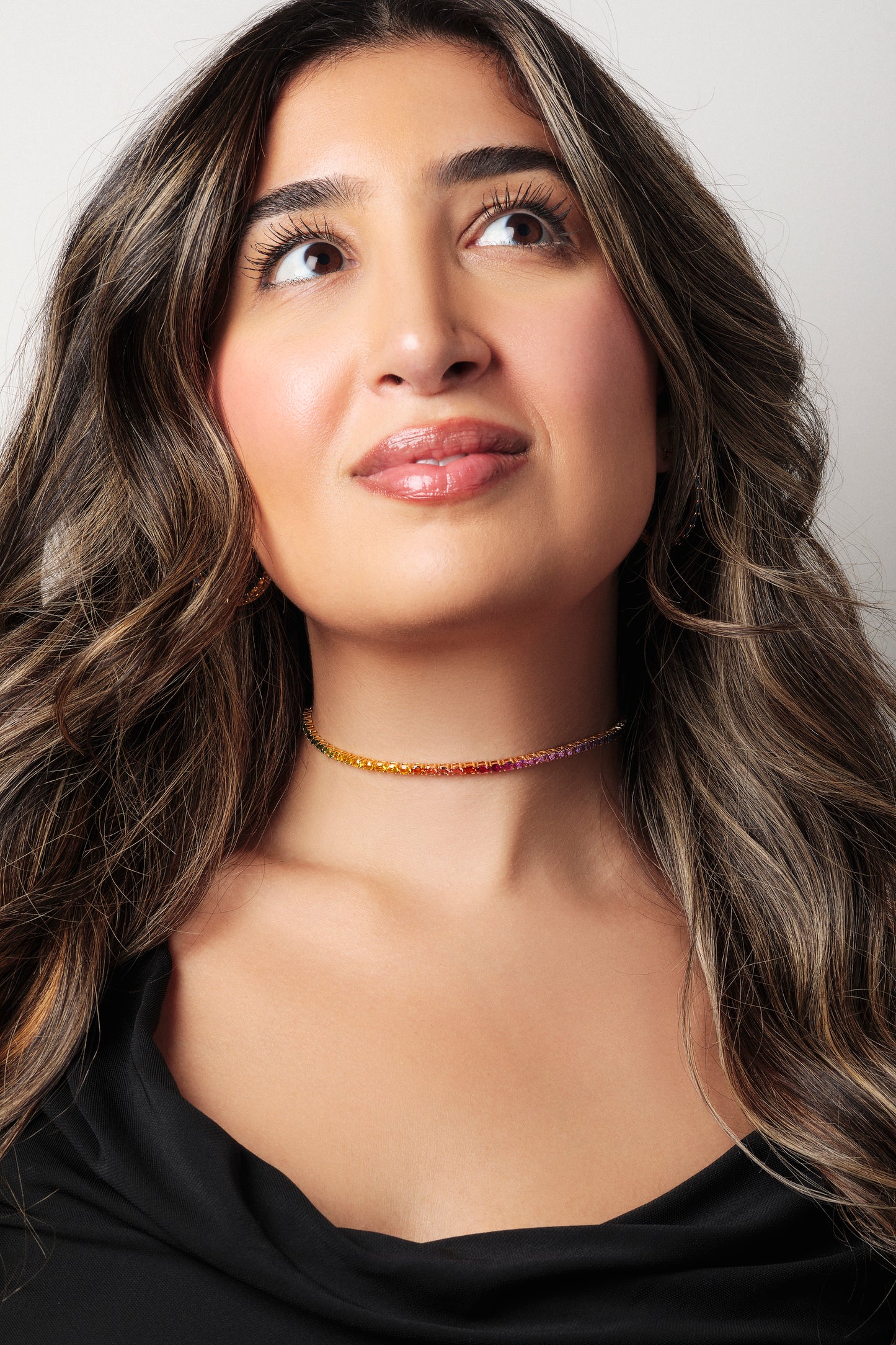 4x3 mm Oval Rainbow Sapphire Choker